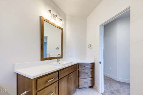 Tiny photo for 5609 Fallbrook Lane, Medford, OR 97504 (MLS # 220227270)