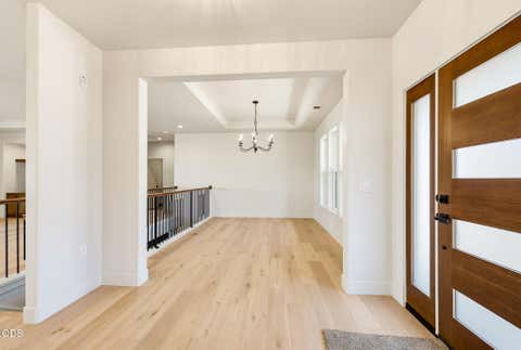 Tiny photo for 5609 Fallbrook Lane, Medford, OR 97504 (MLS # 220227270)