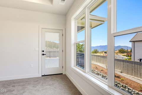 Tiny photo for 5609 Fallbrook Lane, Medford, OR 97504 (MLS # 220227270)