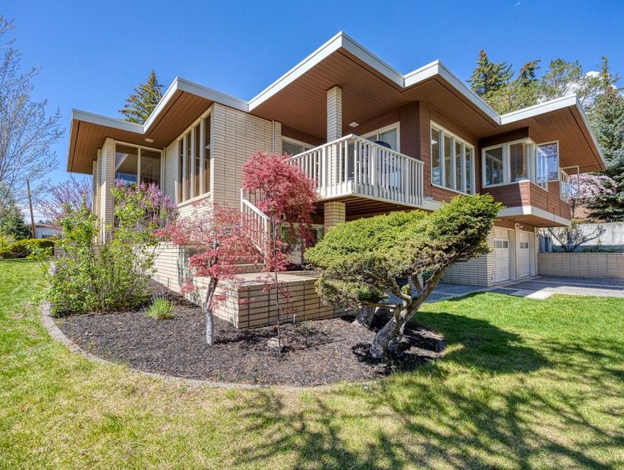 Premier Klamath Falls Home packed with updates! This classic Frank Lloyd Wright inspired Mid-Century Modern home has been well maintained, tastefully updated with premium upgrades throughout the home, including new Wolf/Sub Zero/Cove appliances and beautiful quartz counter tops done last year. Along with an incredible entertainer's kitchen you will find ample counter and cupboard space; tons of storage throughout the house. This home has incredible views of Mount Shasta as well as the evening city lights over Lake Ewauna. The beautifully landscaped yard is gorgeous, park-like and enjoyable all around the house. Easy walking distance to all the excellent city schools in the neighborhood and hiking trails behind the home at the dead-end street with a short distance to the hospital/OIT campus. The nicely appointed bedrooms on each level are great size and the flow of the home is exquisite and well laid out.