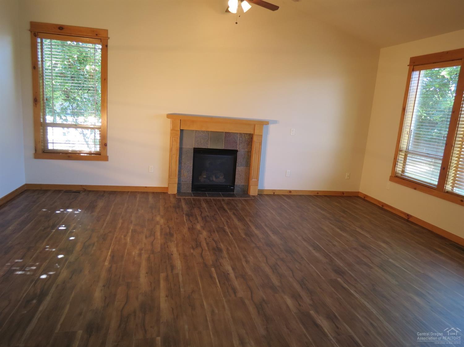 Sterling Pointe - Residential