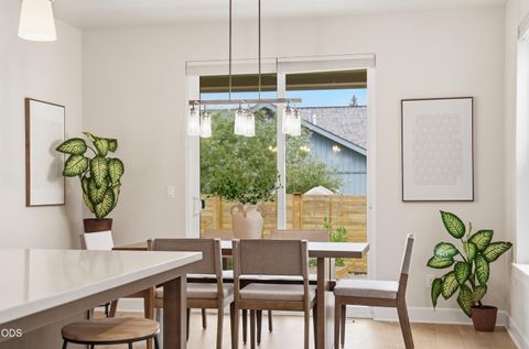 Tiny photo for 20042 SW Sunny Way, Bend, OR 97702 (MLS # 220223235)