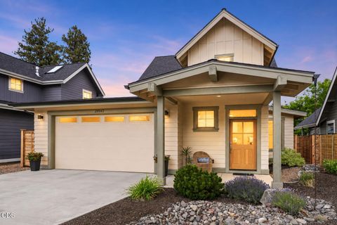 Photo of 20042 SW Sunny Way, Bend, OR 97702 (MLS # 220223235)