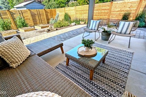 Tiny photo for 20042 SW Sunny Way, Bend, OR 97702 (MLS # 220223235)