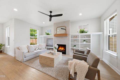 Tiny photo for 20042 SW Sunny Way, Bend, OR 97702 (MLS # 220223235)