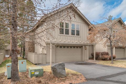 Tiny photo for 57135 Evergreen Loop, Sunriver, OR 97707 (MLS # 220217177)