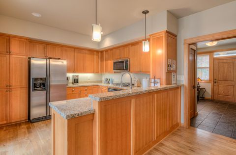 Tiny photo for 57135 Evergreen Loop, Sunriver, OR 97707 (MLS # 220217177)