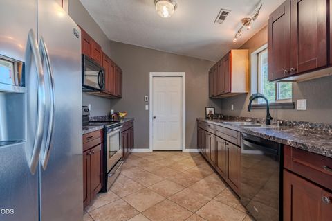 Tiny photo for 1104 Coachman Drive, Central Point, OR 97502 (MLS # 220223980)