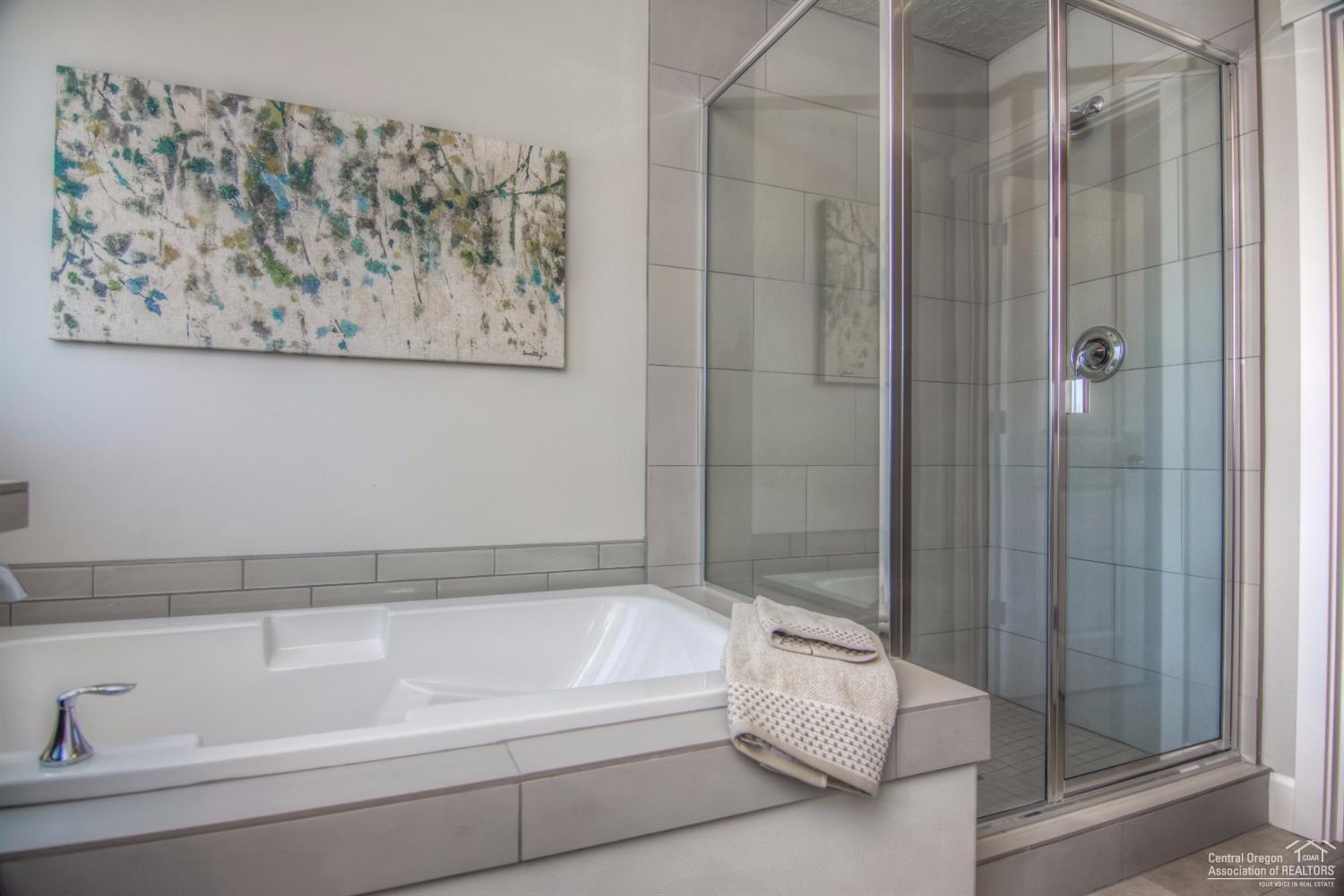 27 Elm - Residential