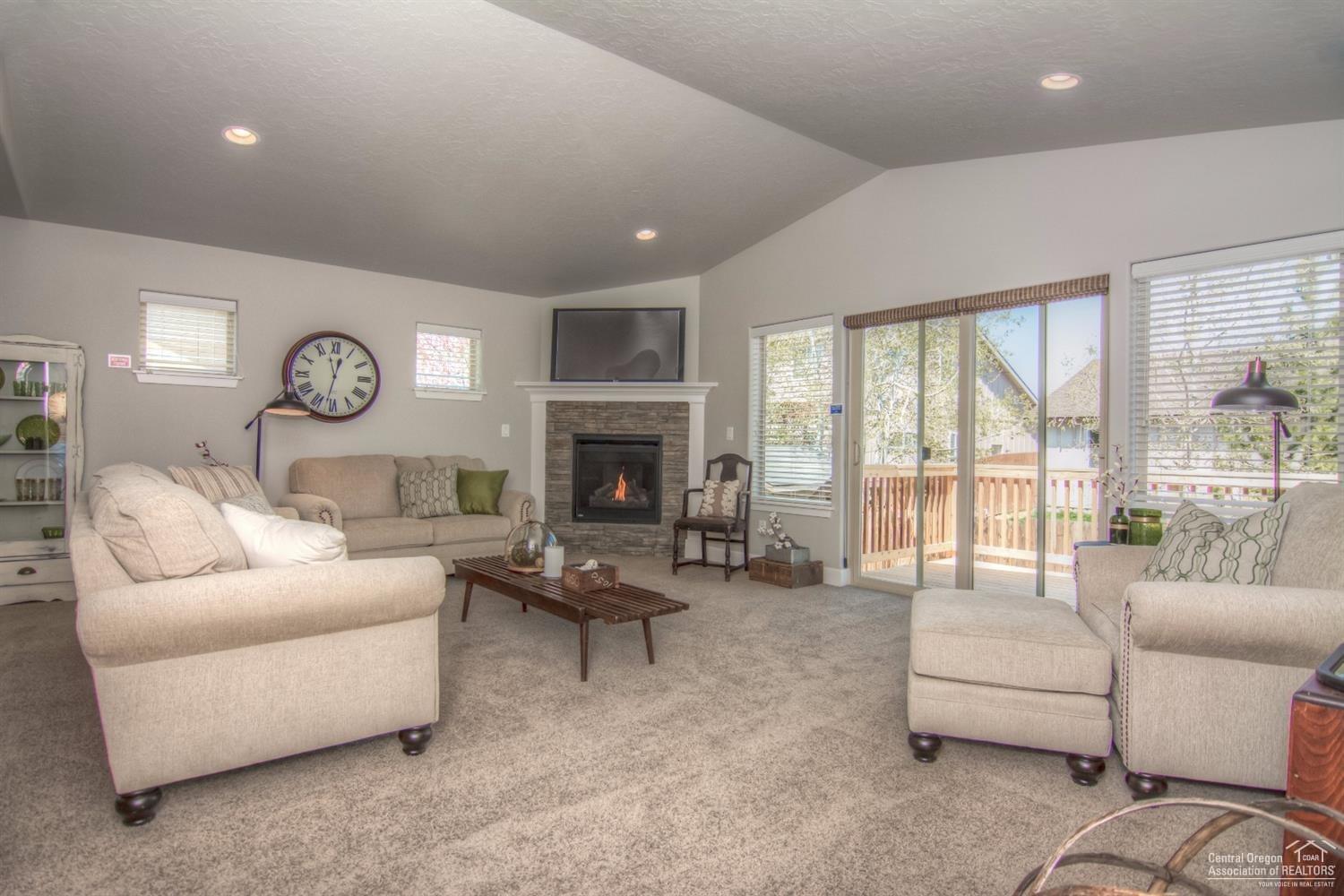 27 Elm - Residential