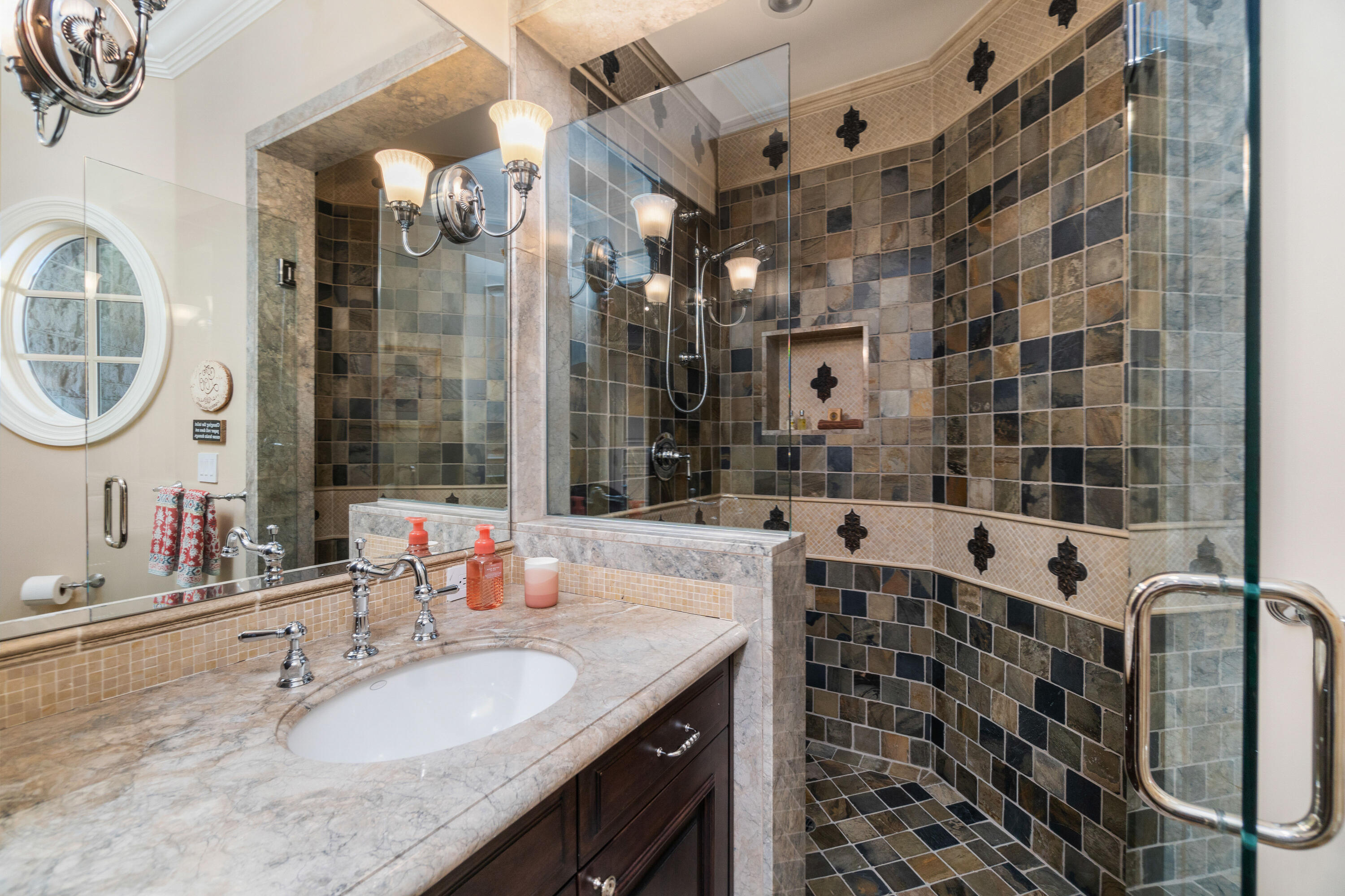 The Highlands at Broken Top - Residential