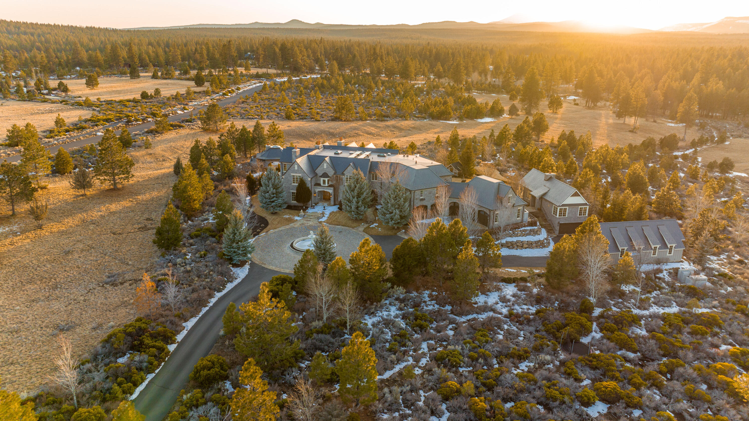 The Highlands at Broken Top - Residential