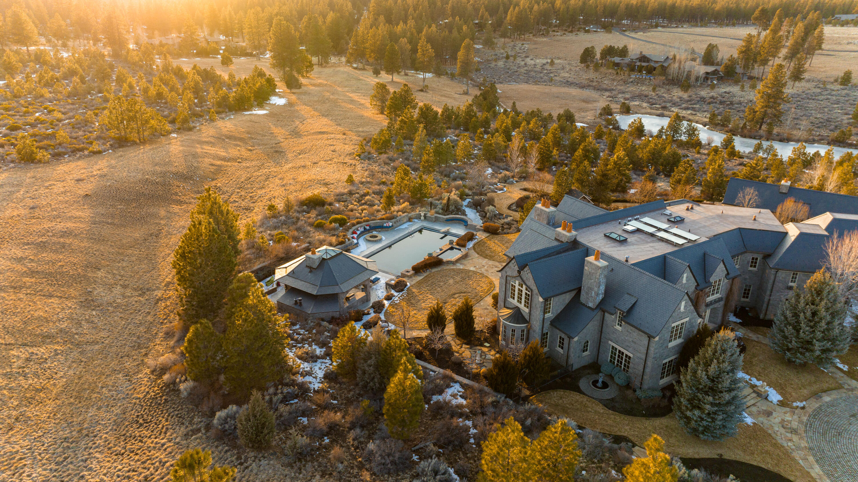 The Highlands at Broken Top - Residential