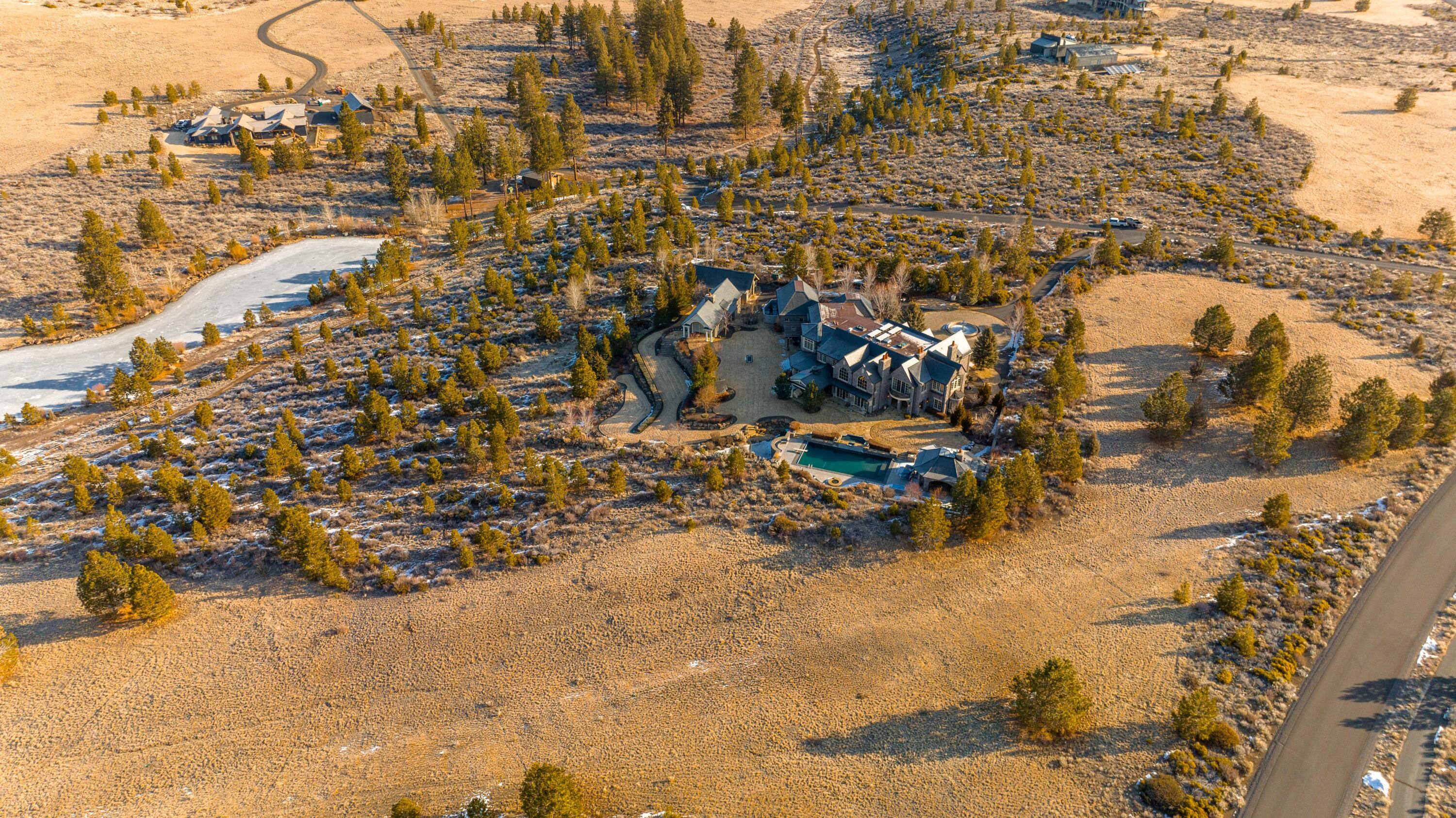 The Highlands at Broken Top - Residential