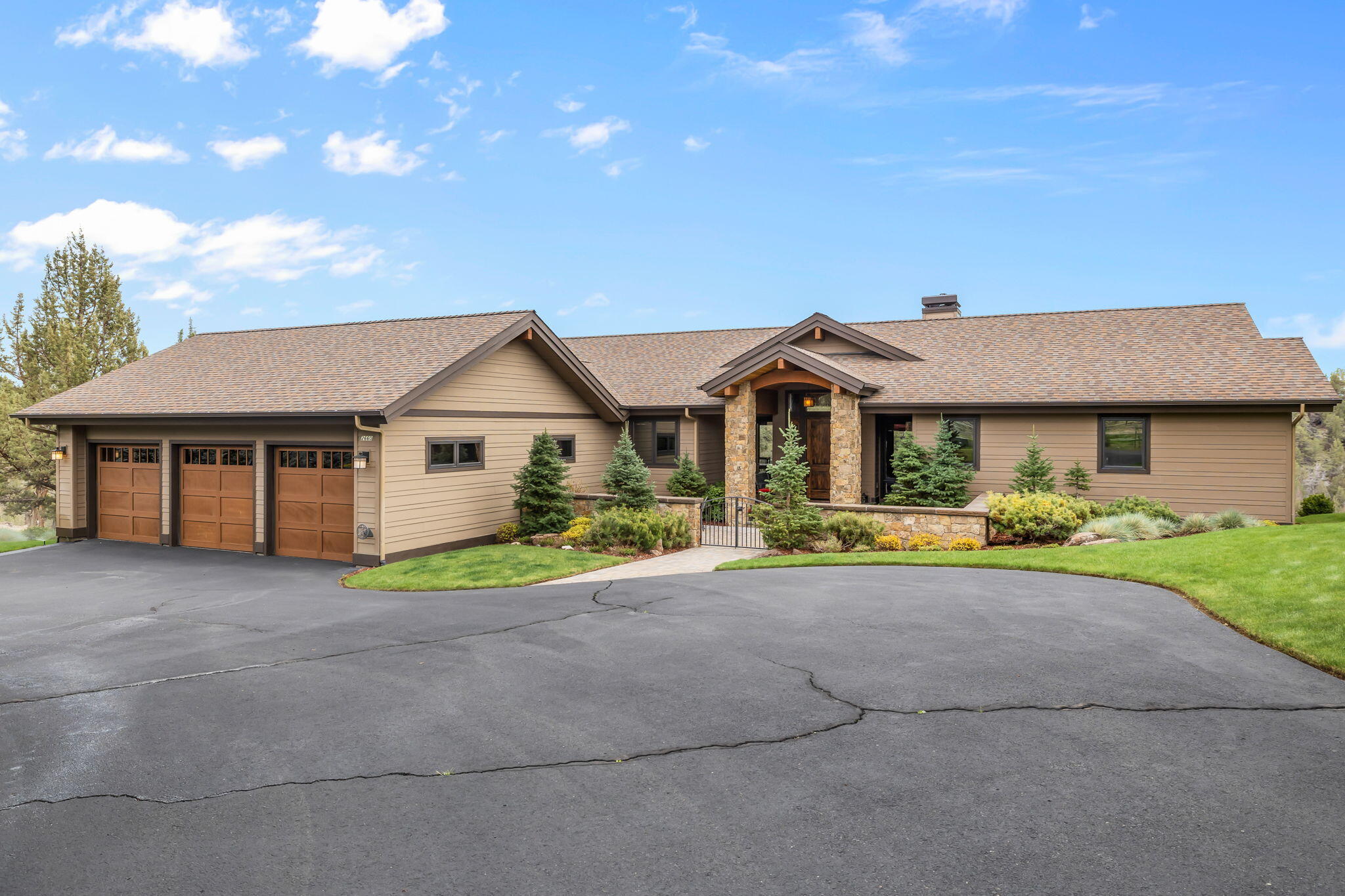 Eagle Crest - Residential