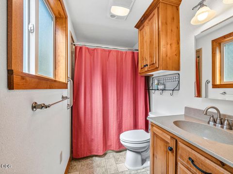 Tiny photo for 27458 Rocky Point Road, Klamath Falls, OR 97601 (MLS # 220223851)