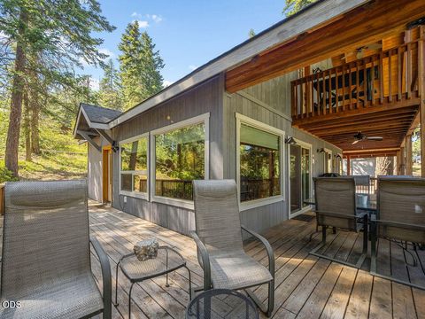 Tiny photo for 27458 Rocky Point Road, Klamath Falls, OR 97601 (MLS # 220223851)