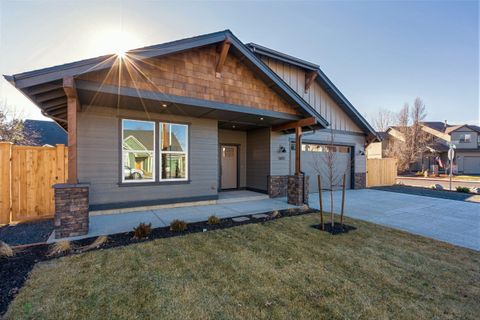 1692 NW Larch Avenue Redmond OR 97756