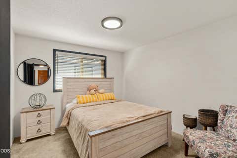 Tiny photo for 3052 Crystal Mountain Avenue, Medford, OR 97504 (MLS # 220227474)