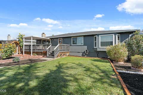 Tiny photo for 3052 Crystal Mountain Avenue, Medford, OR 97504 (MLS # 220227474)