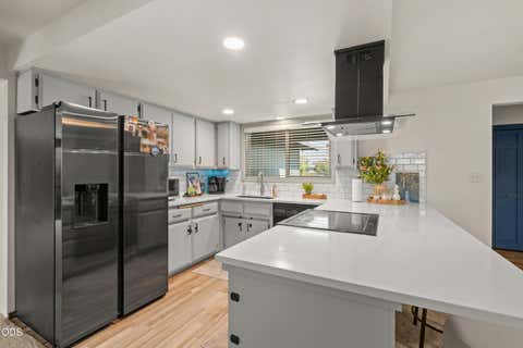 Tiny photo for 3052 Crystal Mountain Avenue, Medford, OR 97504 (MLS # 220227474)
