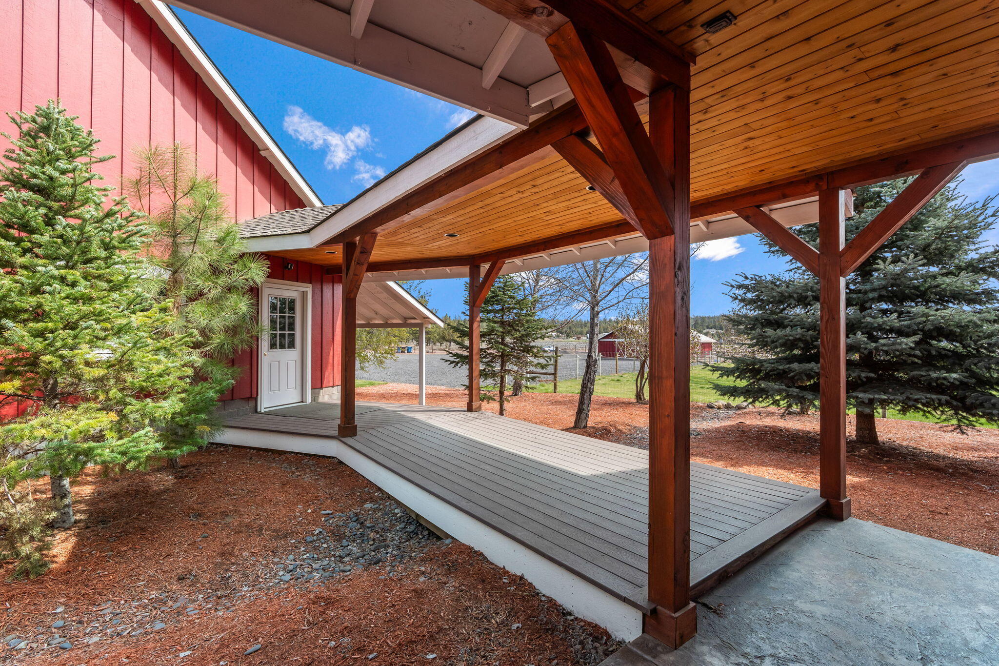 Panoramic View Est - Residential