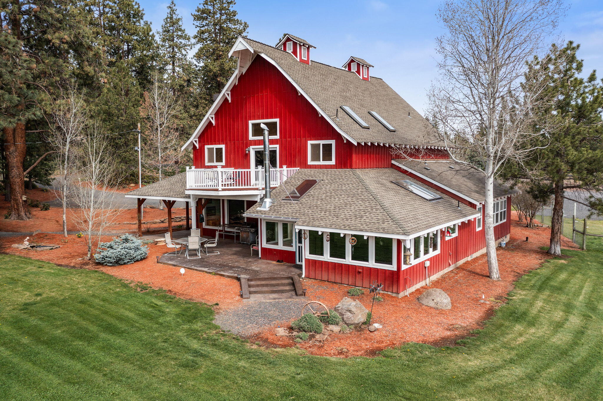 Panoramic View Est - Residential