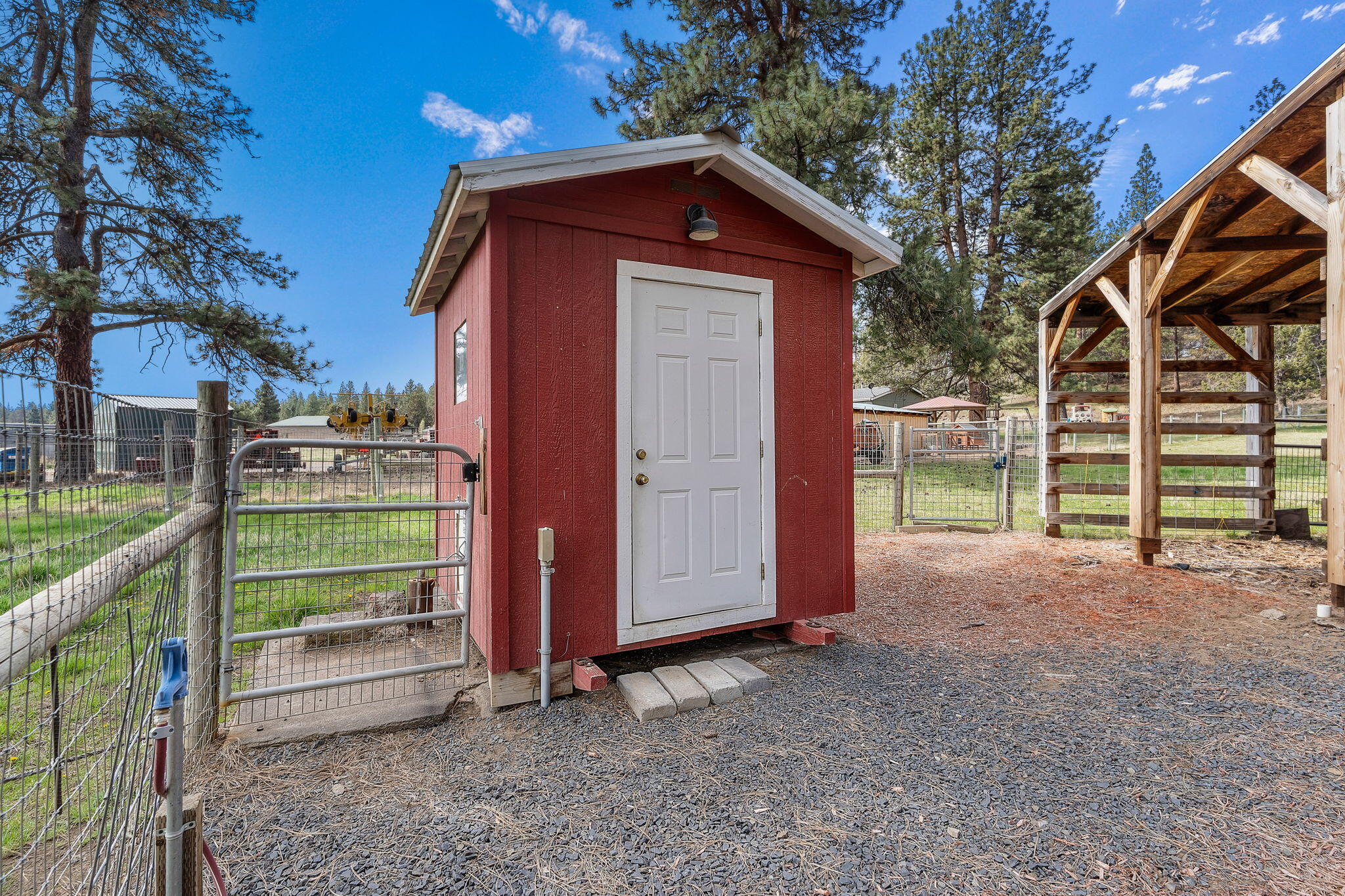 Panoramic View Est - Residential