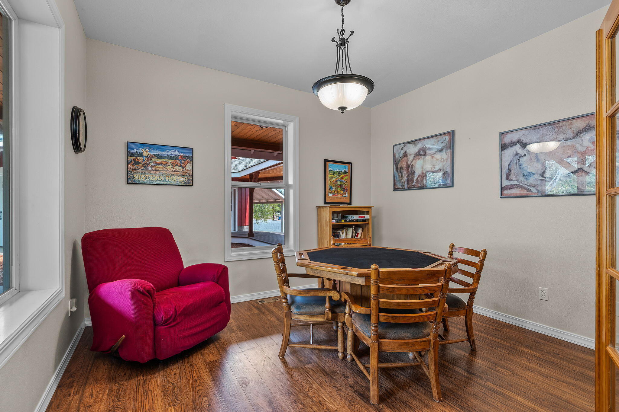 Panoramic View Est - Residential