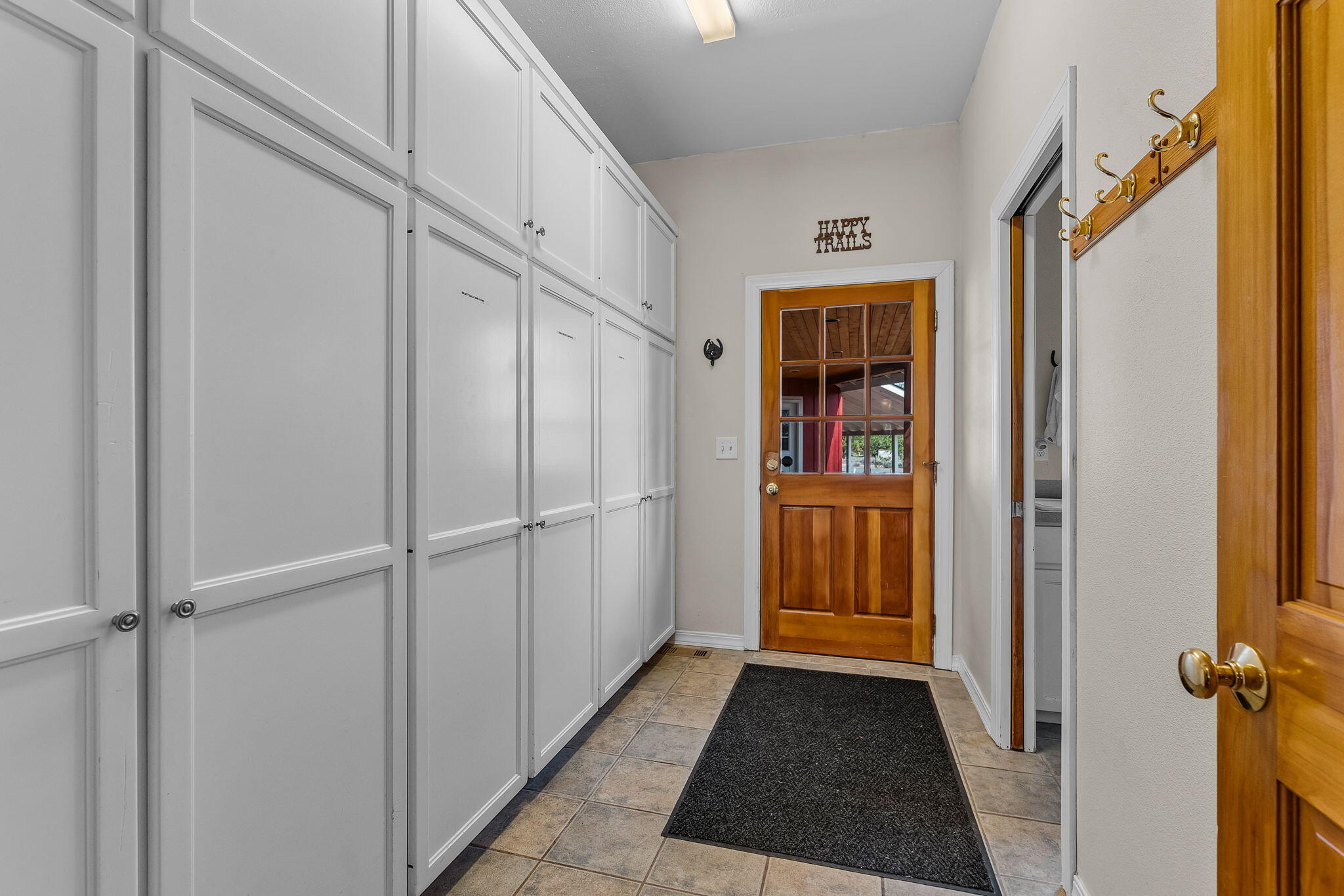 Panoramic View Est - Residential