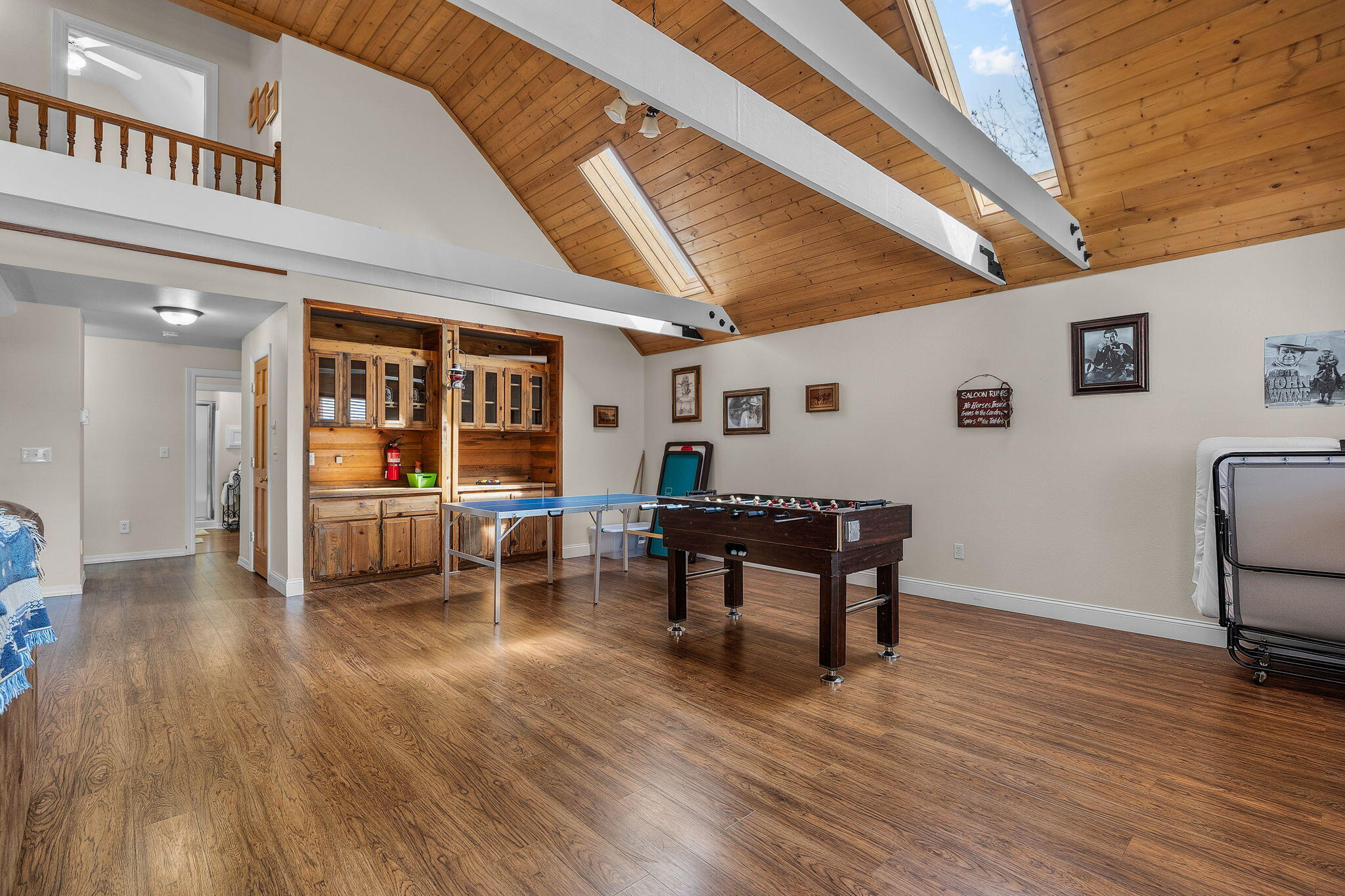 Panoramic View Est - Residential