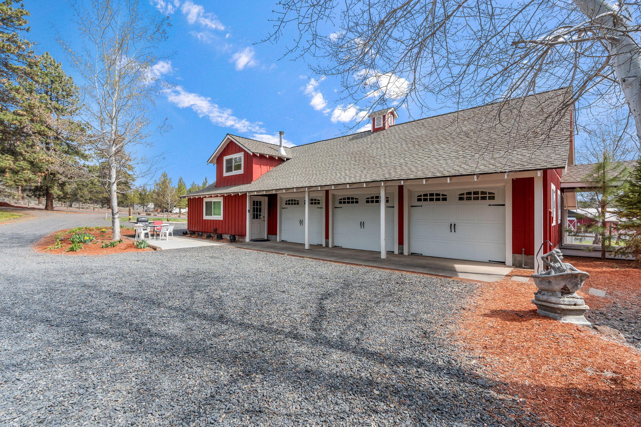 Panoramic View Est - Residential