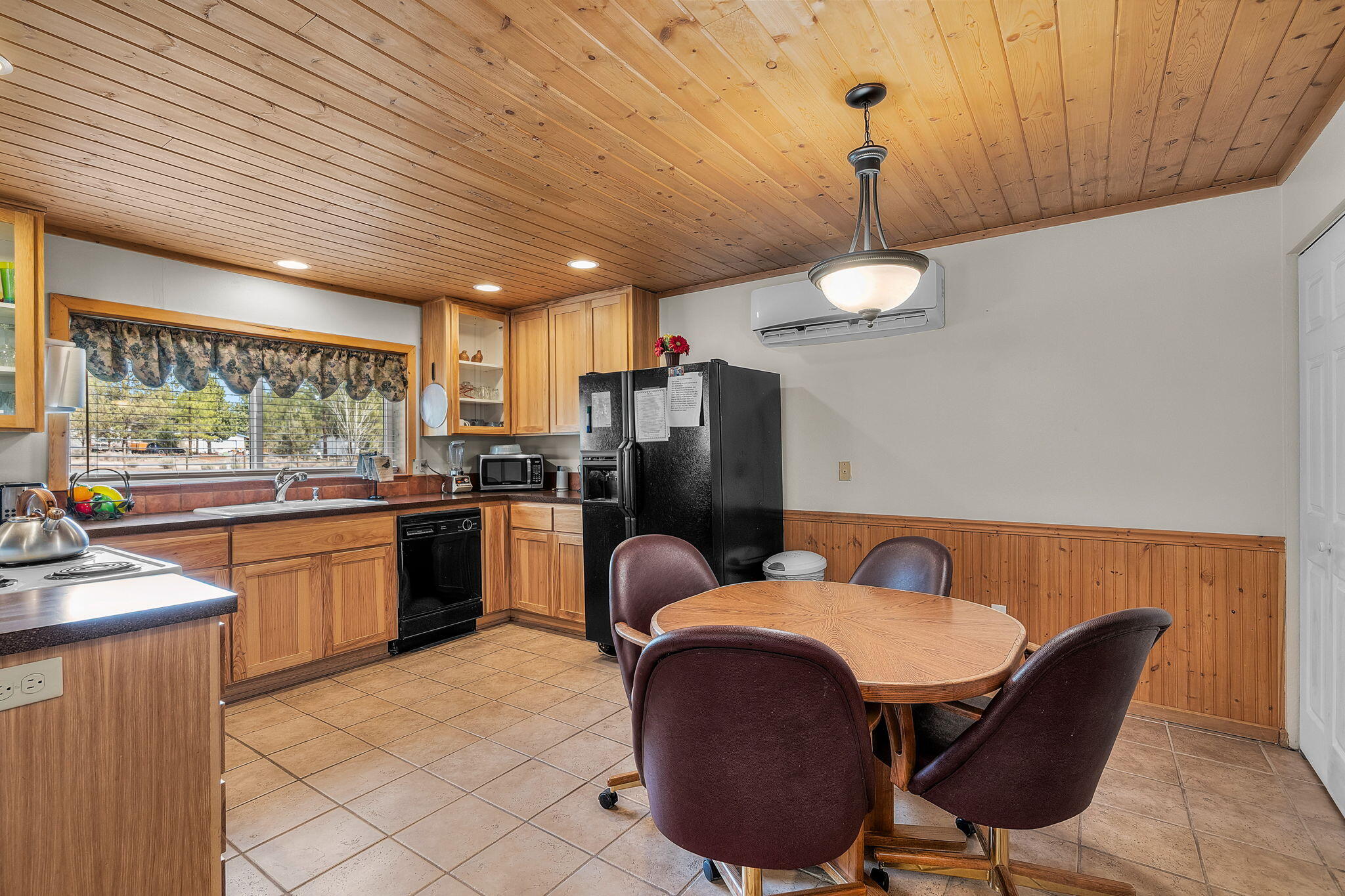 Panoramic View Est - Residential