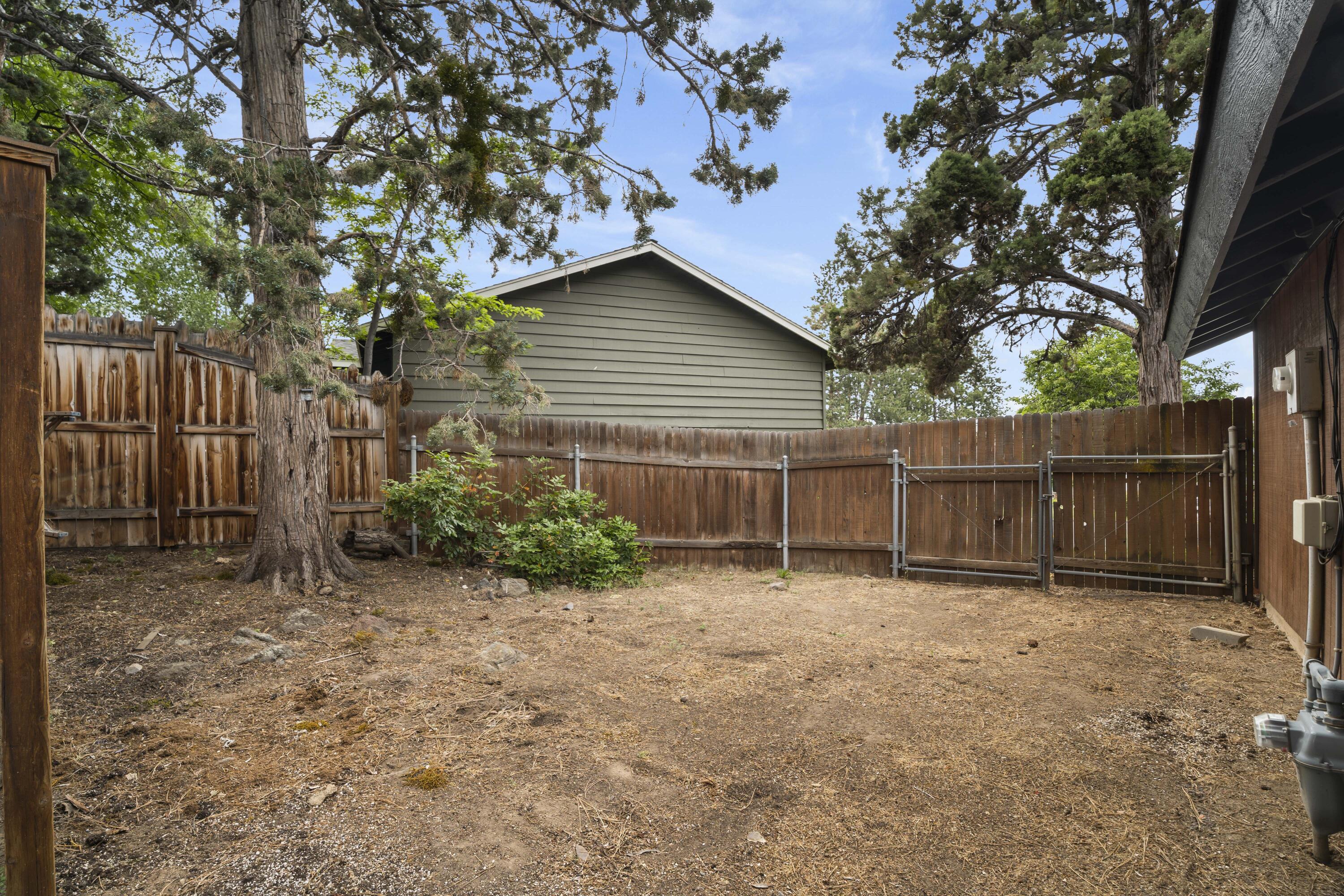 Edgecliff - Residential