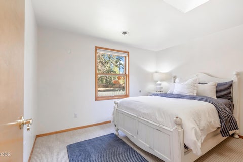 Tiny photo for 305 W Washington Avenue, Sisters, OR 97759 (MLS # 220229749)