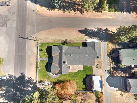 Tiny photo for 305 W Washington Avenue, Sisters, OR 97759 (MLS # 220229749)