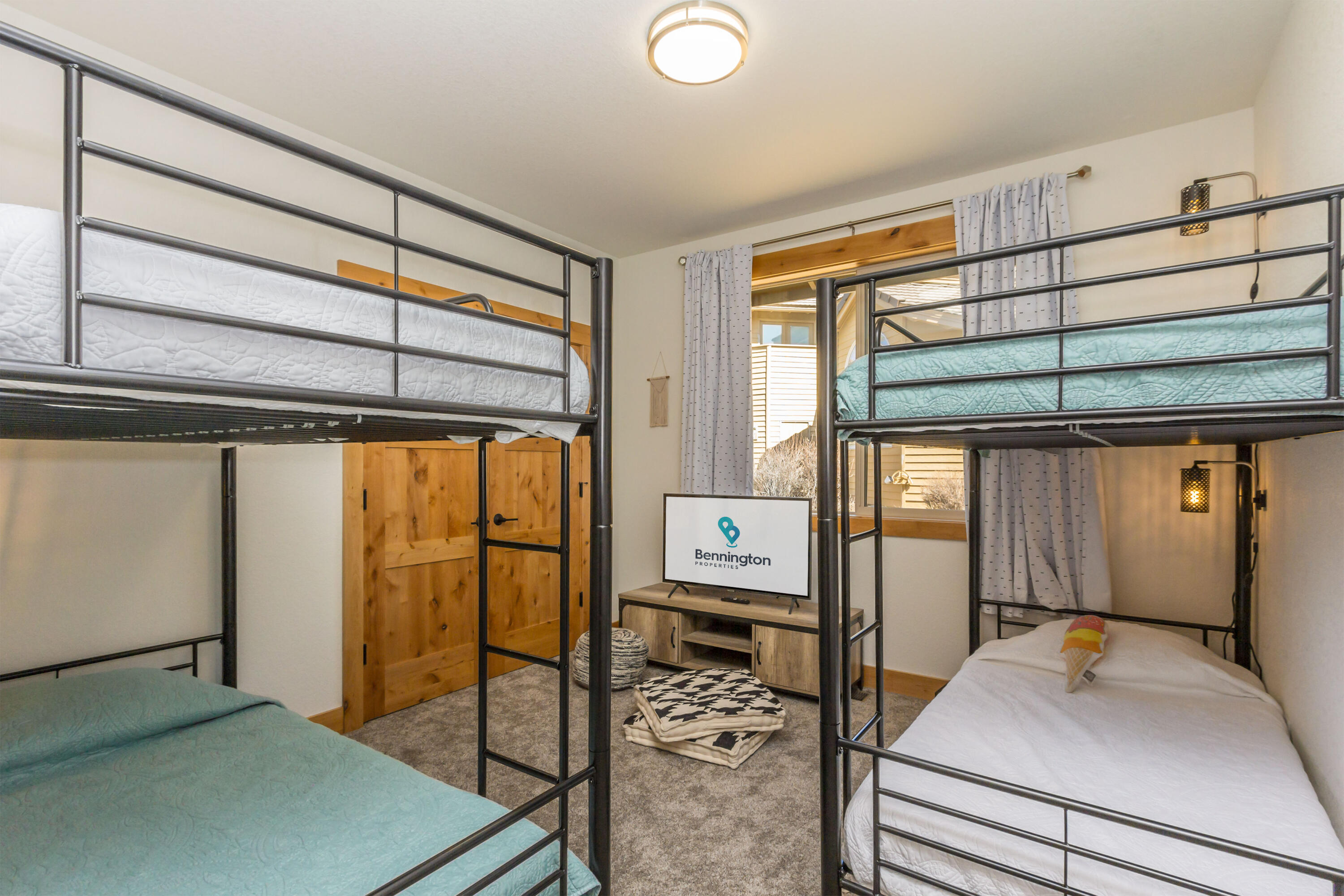 Fairway Point Villag - Residential