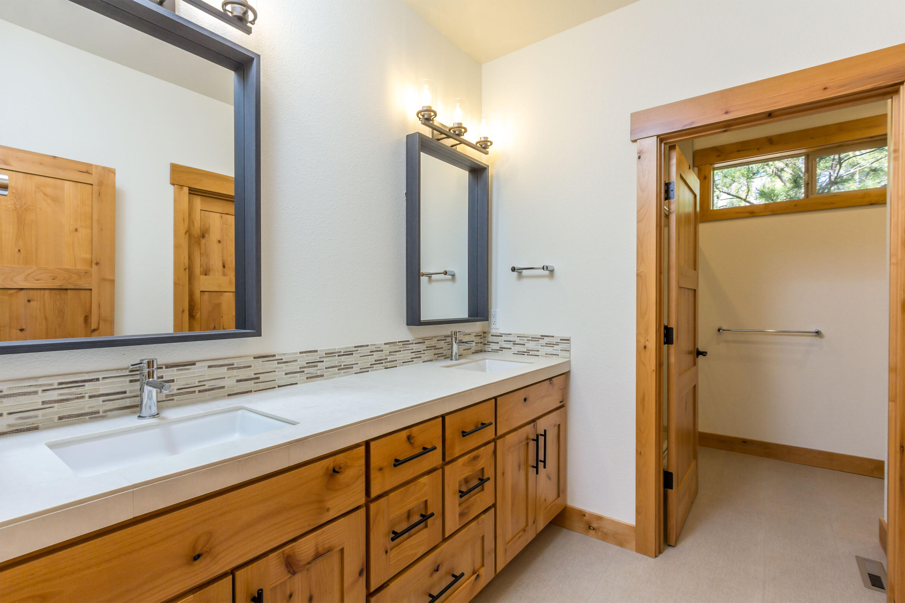 Fairway Point Villag - Residential