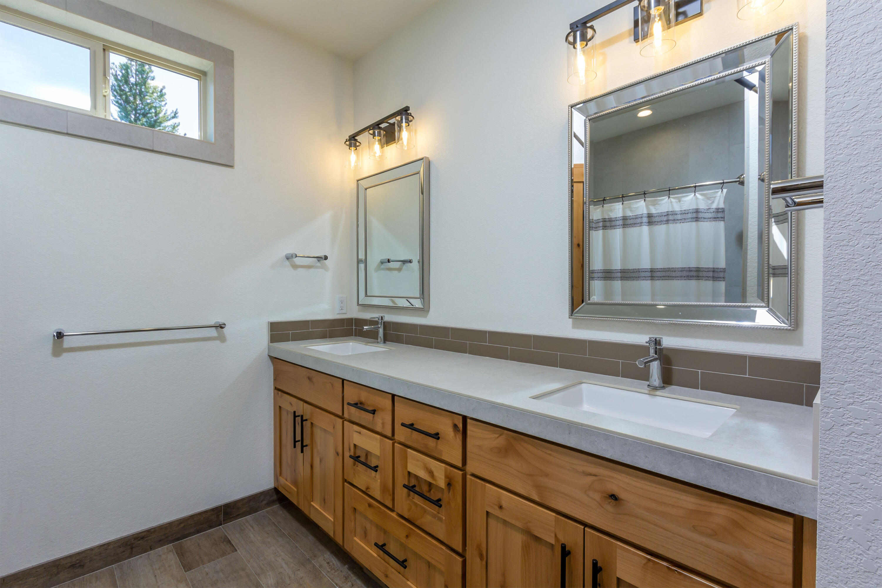 Fairway Point Villag - Residential