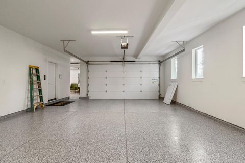 Tiny photo for 5722 Engleman Spruce Way, Klamath Falls, OR 97601 (MLS # 220215630)