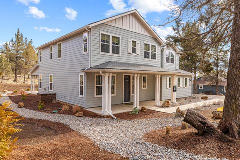 Tiny photo for 5722 Engleman Spruce Way, Klamath Falls, OR 97601 (MLS # 220215630)