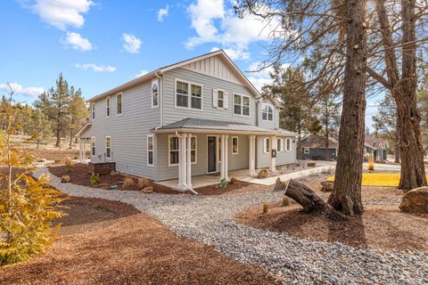 Tiny photo for 5722 Engleman Spruce Way, Klamath Falls, OR 97601 (MLS # 220215630)