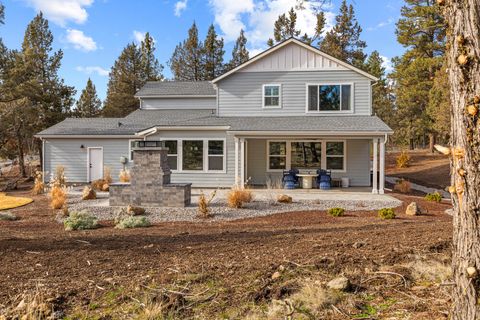 Tiny photo for 5722 Engleman Spruce Way, Klamath Falls, OR 97601 (MLS # 220215630)