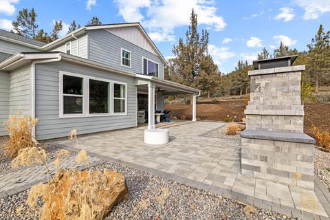 Tiny photo for 5722 Engleman Spruce Way, Klamath Falls, OR 97601 (MLS # 220215630)