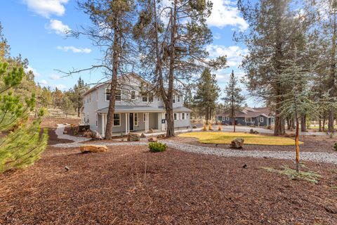 Tiny photo for 5722 Engleman Spruce Way, Klamath Falls, OR 97601 (MLS # 220215630)