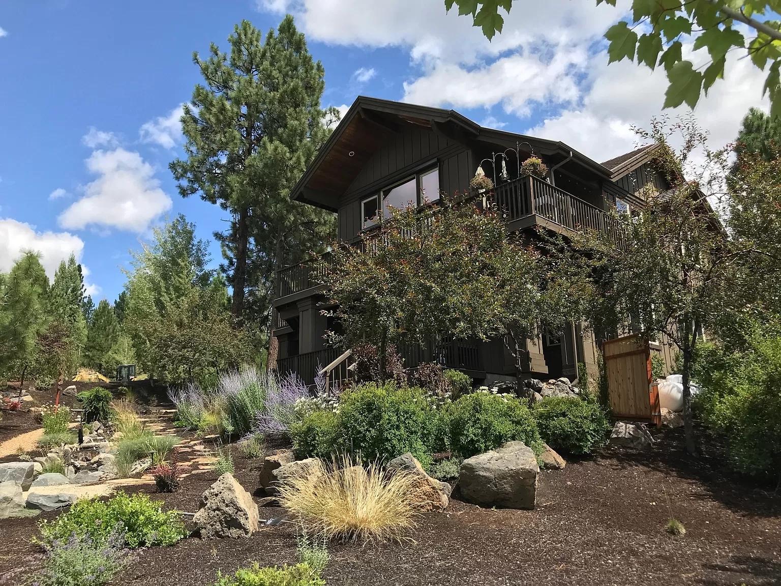 Skyliner Summit - Residential