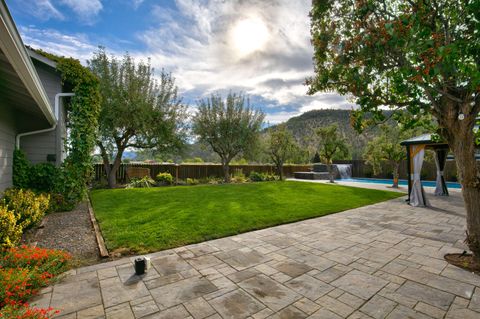 Tiny photo for 198 NE Marmot Lane, Prineville, OR 97754 (MLS # 220210252)