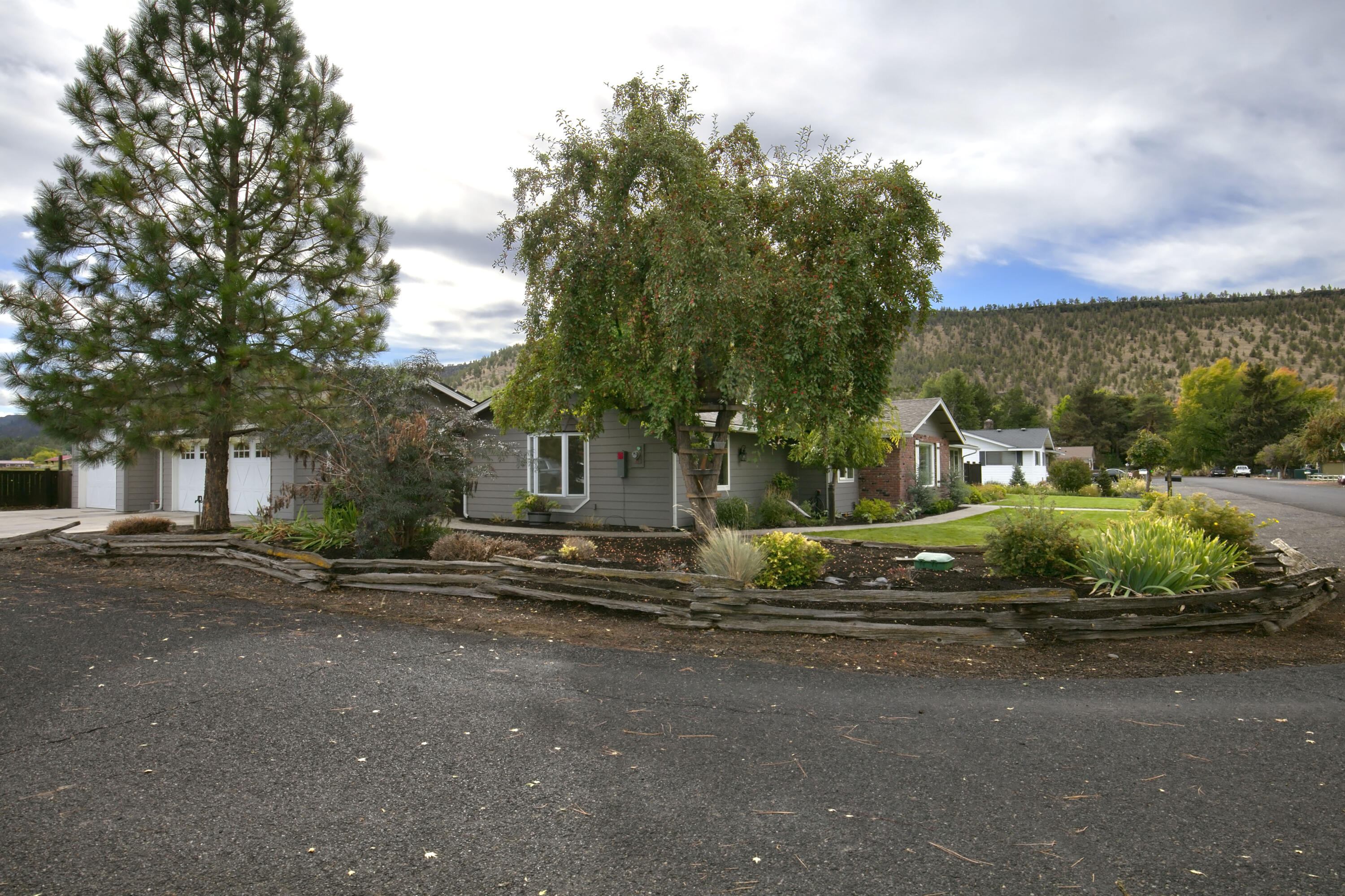 1st Fairways_CC - Residential