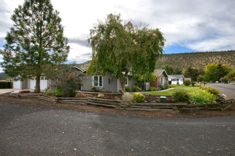 Tiny photo for 198 NE Marmot Lane, Prineville, OR 97754 (MLS # 220210252)