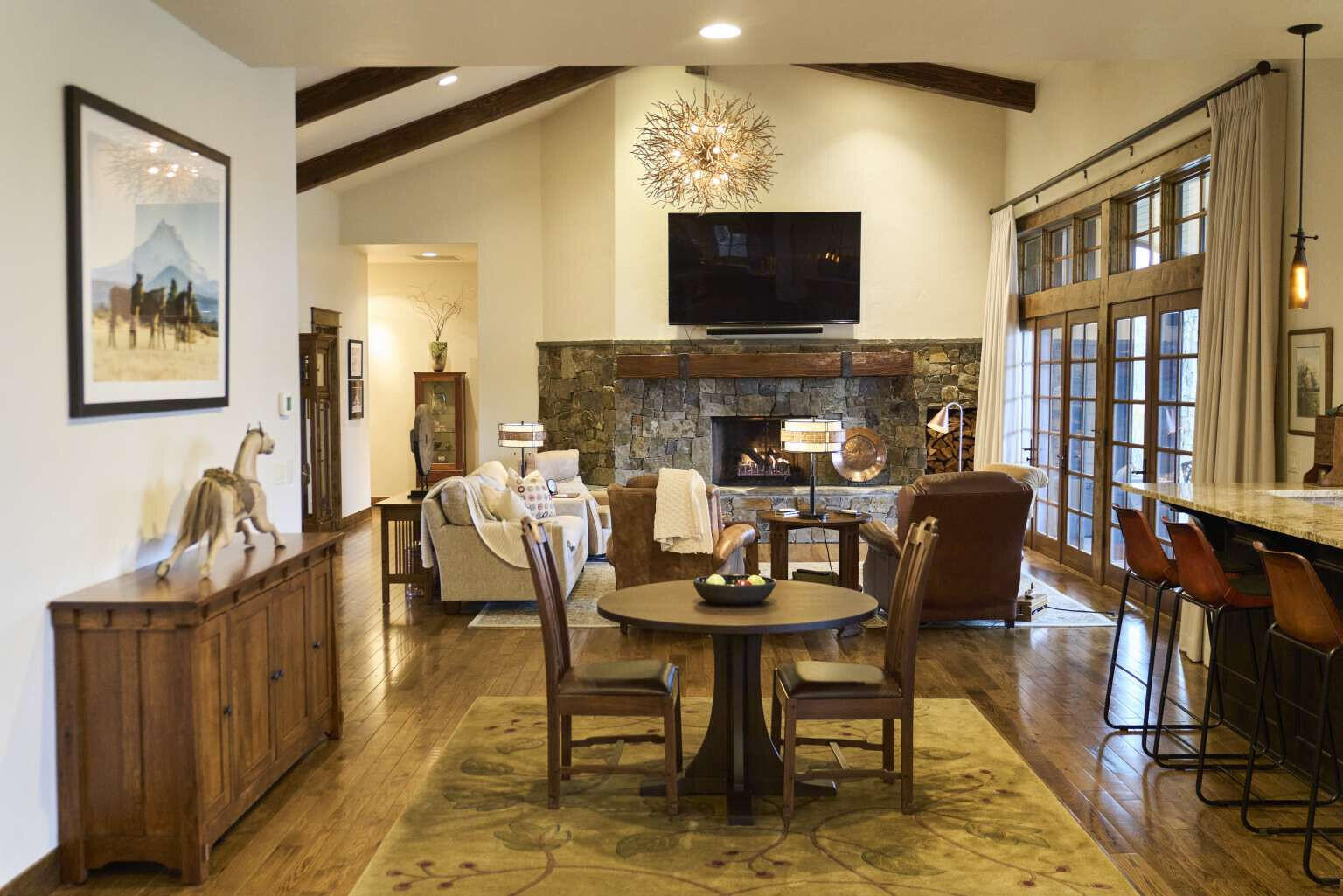 22884 Moss Rock Drive
